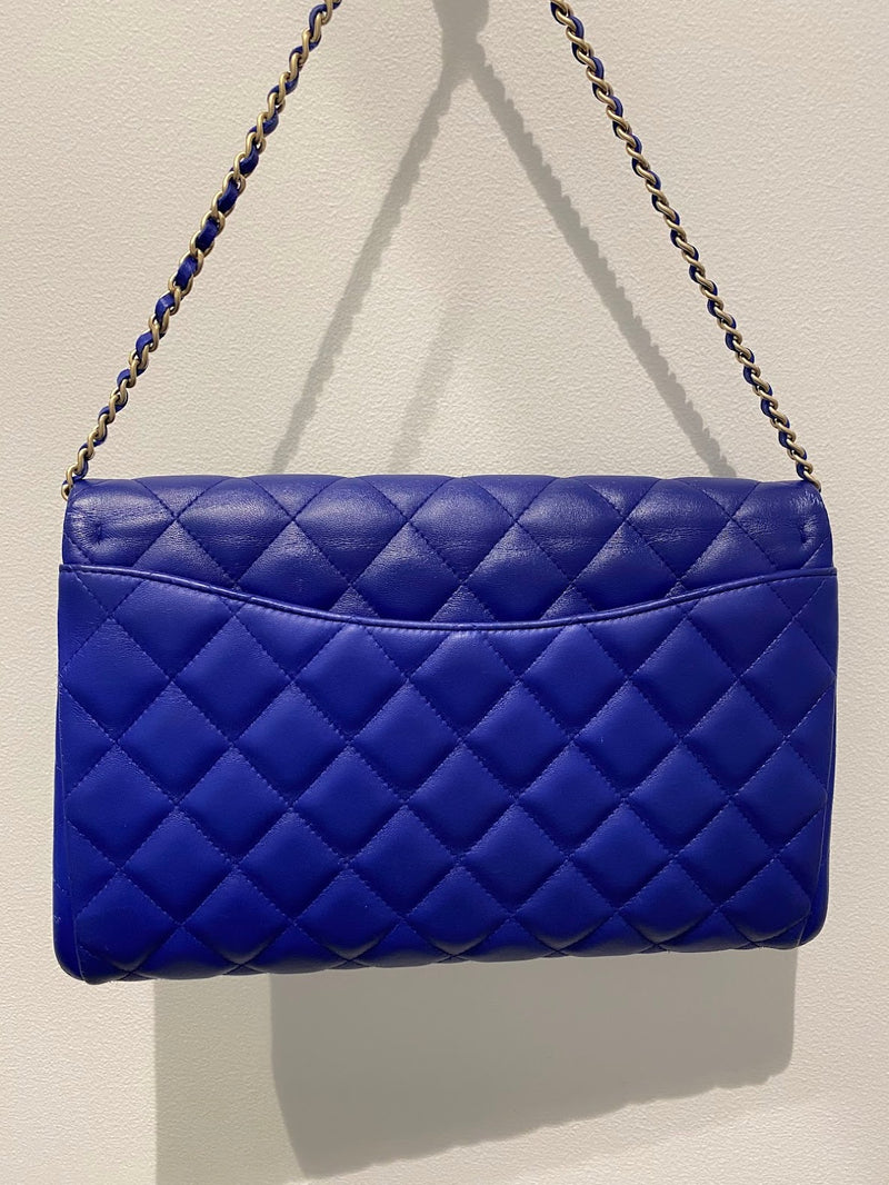 CHANEL マトラッセチェーンショルダーバッグ