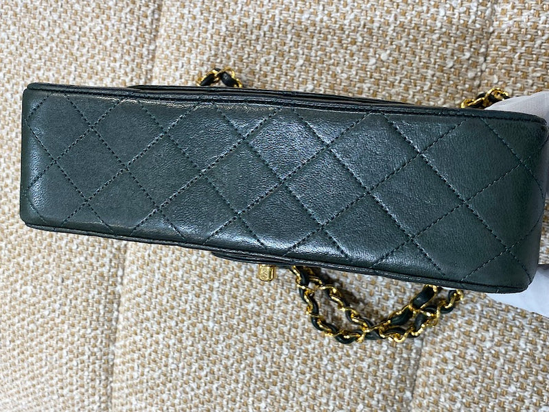 CHANEL マトラッセ ショルダーバッグ