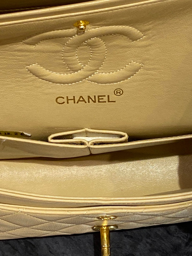 CHANEL マトラッセ ラムスキン ベージュ ゴールド
