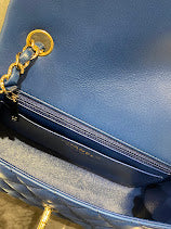 CHANEL ミニ マトラッセ チェーンショルダーバッグ