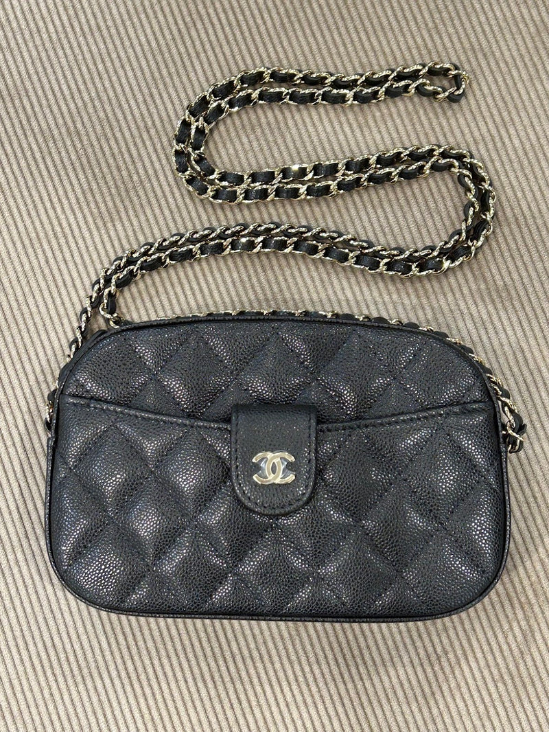 CHANEL チェーンショルダーバッグ