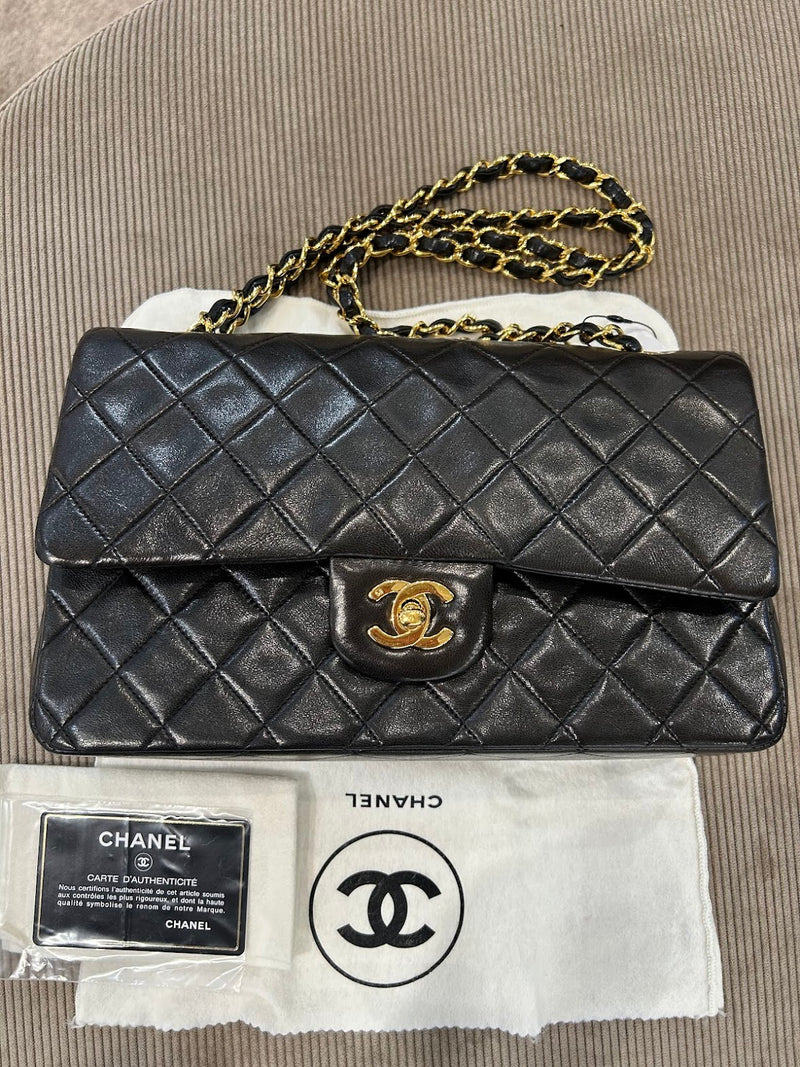 CHANEL マトラッセ ショルダーバッグ