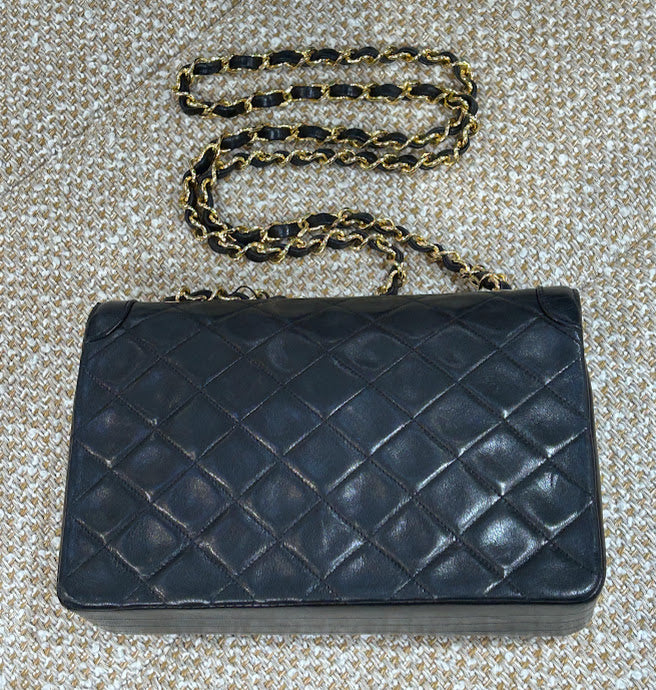 CHANEL マトラッセショルダーバッグ