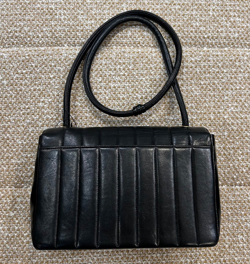 CHANEL マトラッセ マドモアゼル ショルダーバッグ