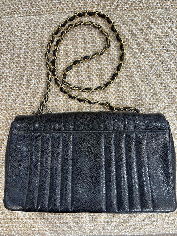 CHANEL マトモアゼル チェーンショルダーバッグ