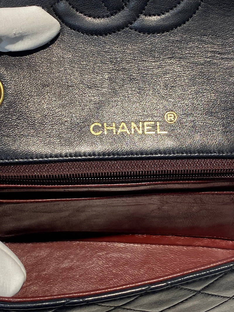 CHANEL ミニマトラッセ チェーンショルダーバッグ