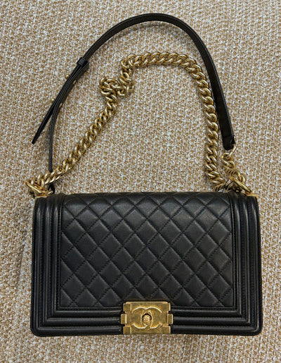CHANEL チェーンショルダーバッグ ボーイ – co&co