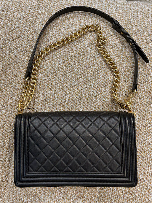 CHANEL チェーンショルダーバッグ ボーイ