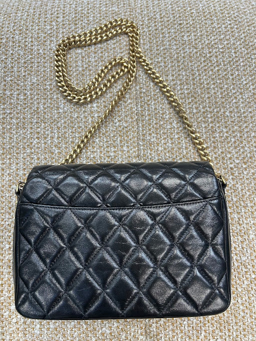 シャネル ショルダーバック