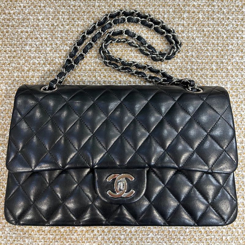CHANEL マトラッセショルダーバッグ