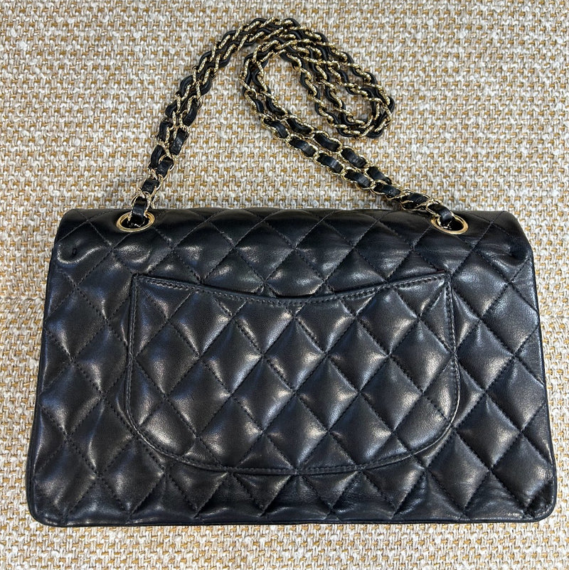 CHANEL マトラッセショルダーバッグ