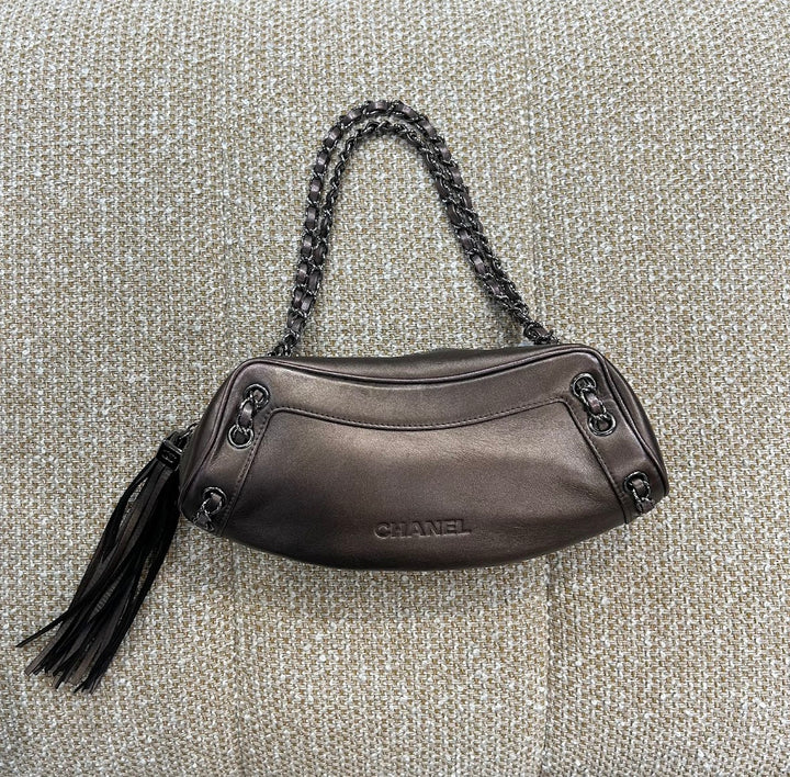 ぺ　シャネル　フリンジ　ダブルチェーンバッグ CHANEL フリンジ付き チェーンバッグ – co&co