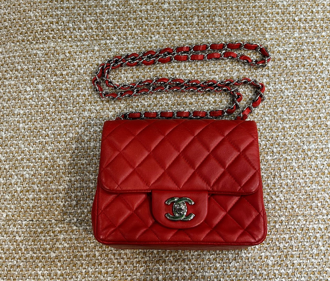 CHANEL シャネル ココマーク ミニマトラッセ 1462 CHANEL シャネル 二つ折り財布 MATELASSE マトラッセ AP0229