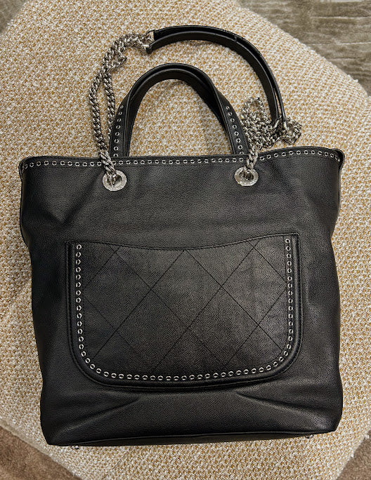 CHANEL チェーントート スタッズ