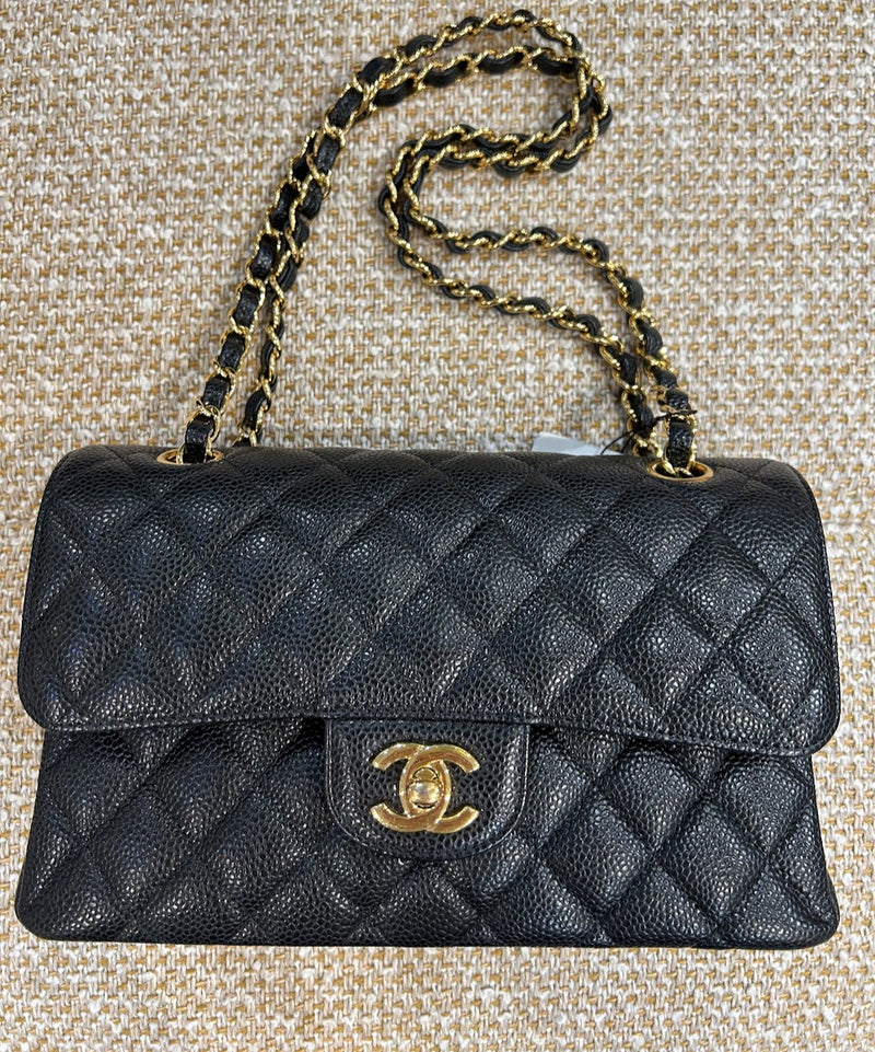 CHANEL マトラッセショルダーバッグ