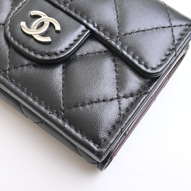 Chanel Clothing accessories matelasse tri-fold wallet/black/28 series/as good as new (with box and card)