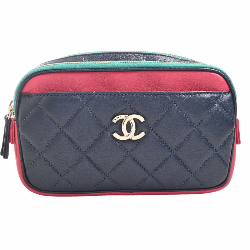 CHANEL matelasse body bag with multicolor pouch