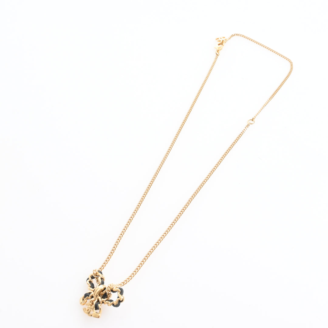 CHANEL nacklace coco mark ribbon ココマーク Coco mark Ribbon Necklace Fake pearl Silver Ivory B25C