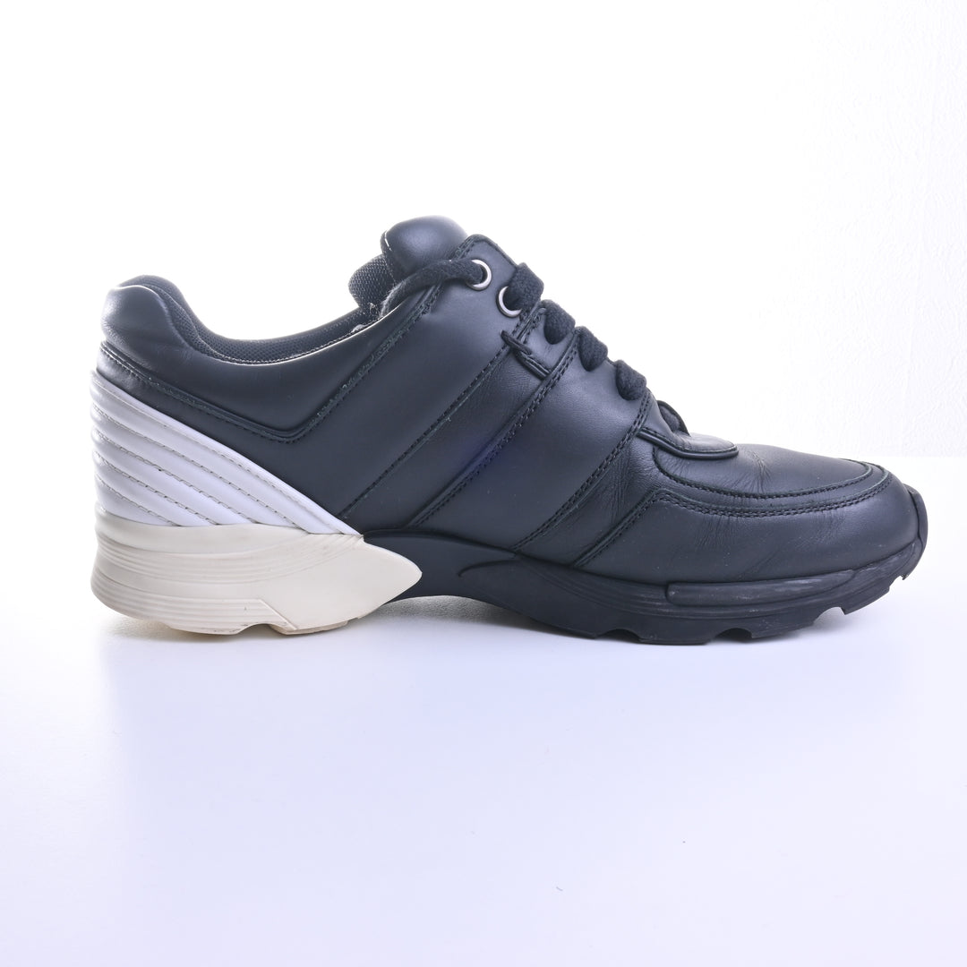 CHANEL sneakers G31711 #38 – co&co CHANEL sneakers G31711 #38 – co&co