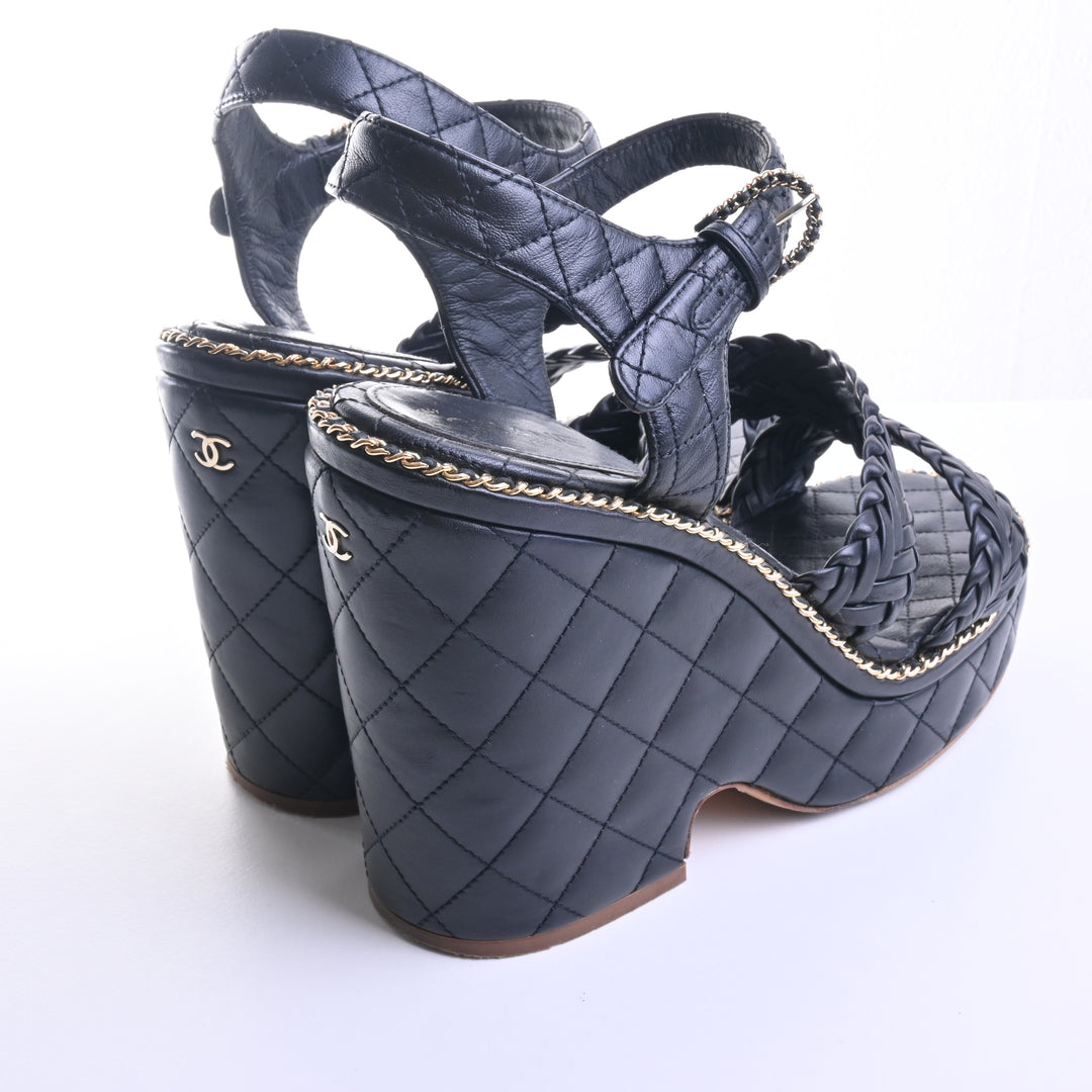 シャネル マトラッセ ウェッジソールサンダル – co&co