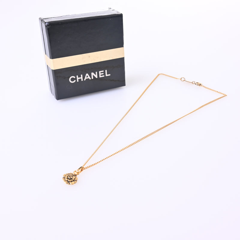 CHANEL camellia necklace box