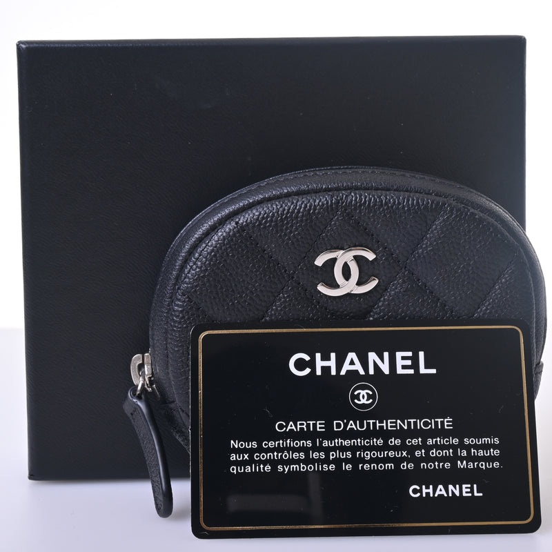 CHANEL [Chanel] Pouch leather caviar round ■